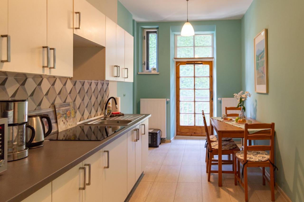 Spacious, Central & Artistic W/Brand New Bathroom! كراكوفيا المظهر الخارجي الصورة